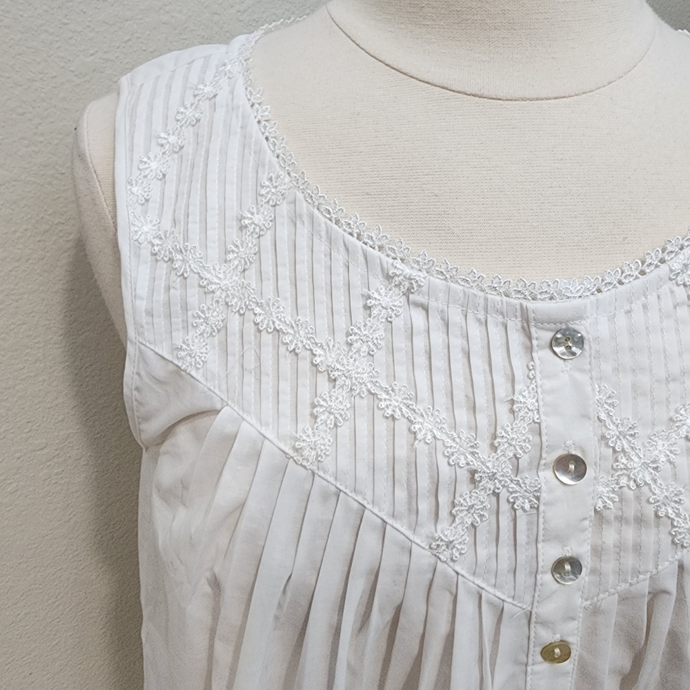 Eileen West Cotton Daisy Lace-Trim Nightgown Pin Tuck Mother of Pearl Buttons - Picture 5 of 11